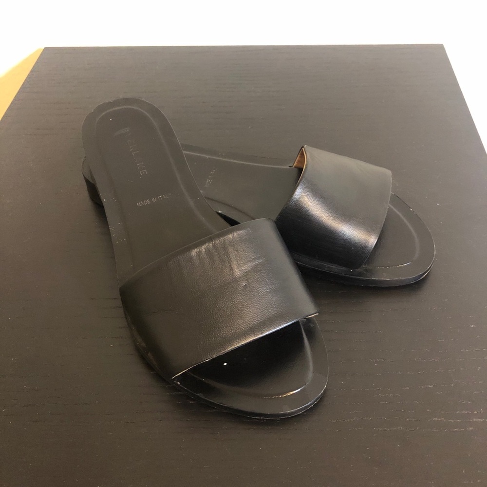 Everlane Black Slip On Sandals